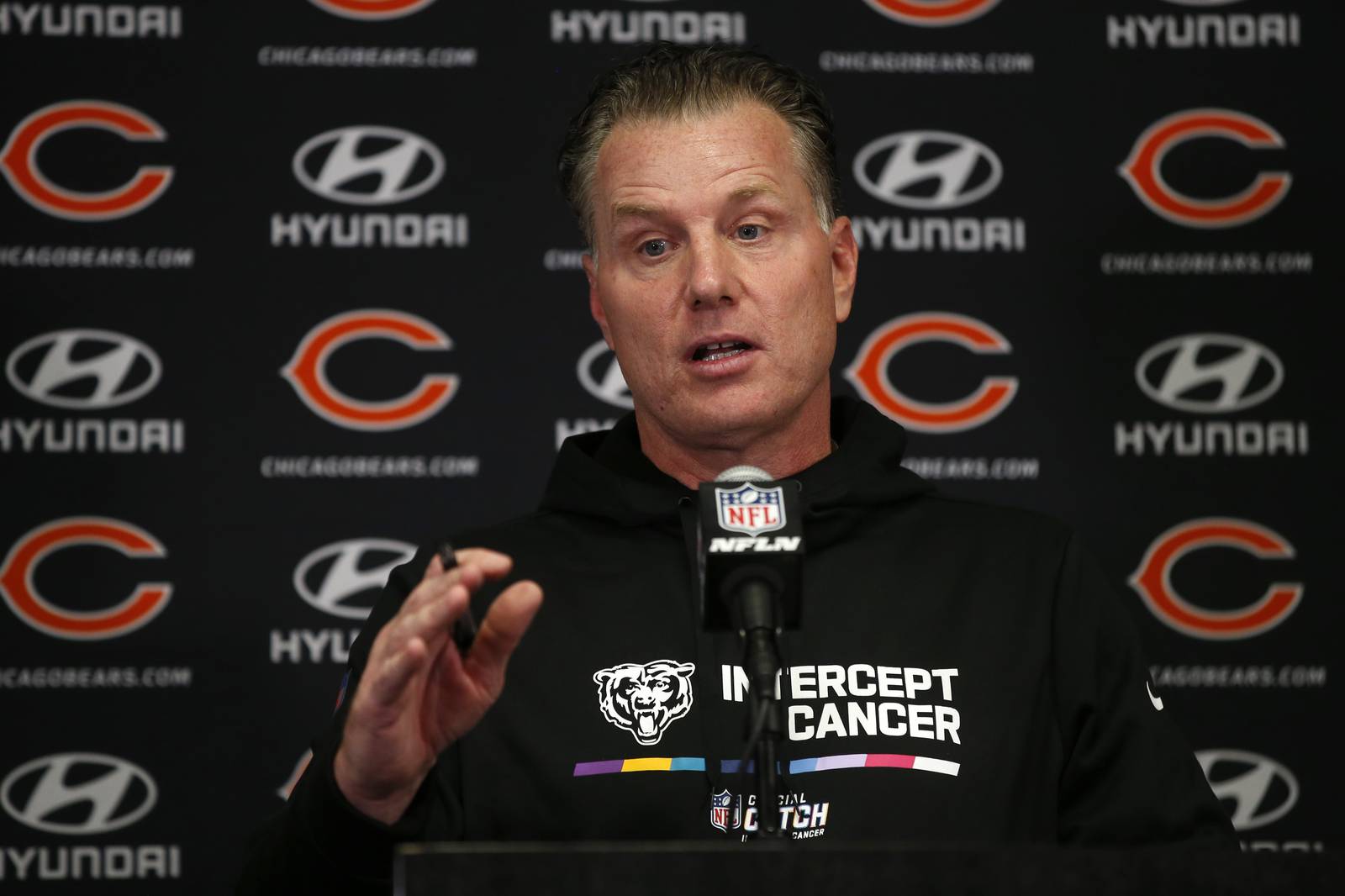 Amid 3game losing streak, Chicago Bears head coach Matt Eberflus leans