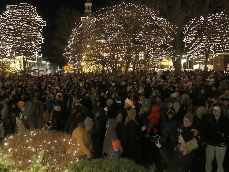 Celebrate the holidays at the Woodstock Opera House