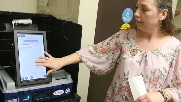 La Salle County Clerk Ebner announces 2026 reelection bid