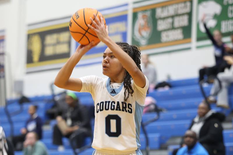 Plainfield South’s Zahira Edwards takes the outside shot against Joliet West on Thursday, Jan 22, 2026 in Plainfield.