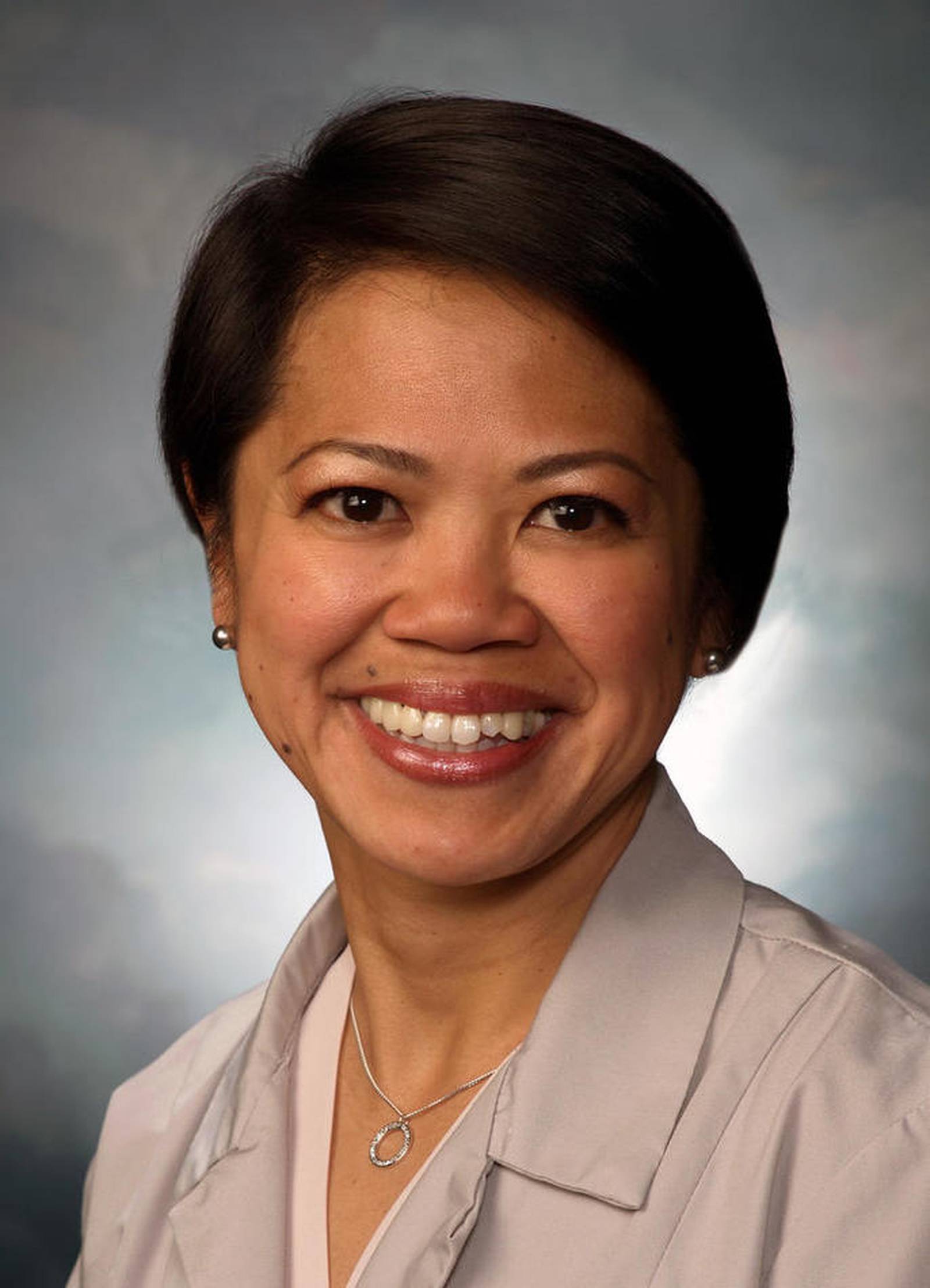 Dr. Phamela DeGuzman, family medicine physician, joins EMG in