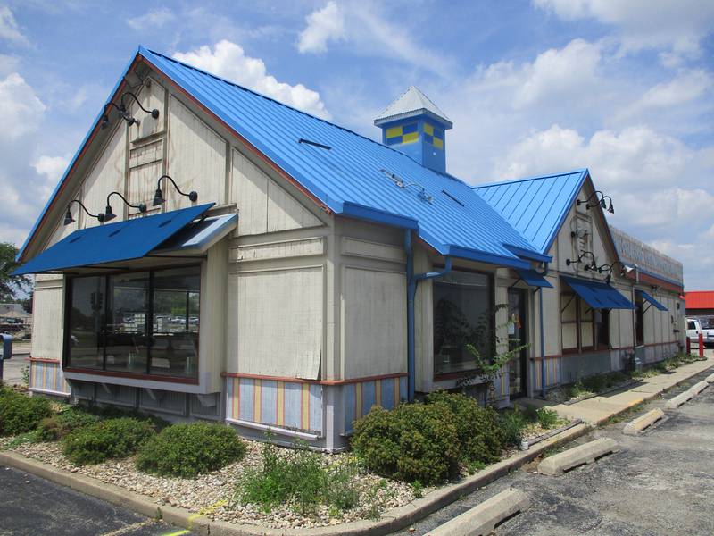 The vacant Long John Silver's restaurant building at 2421 W. Jefferson St. would be torn down and replaced by a 7Brew drive-through coffee shop, according to plans presented to the city of Joliet. July 3, 2023.