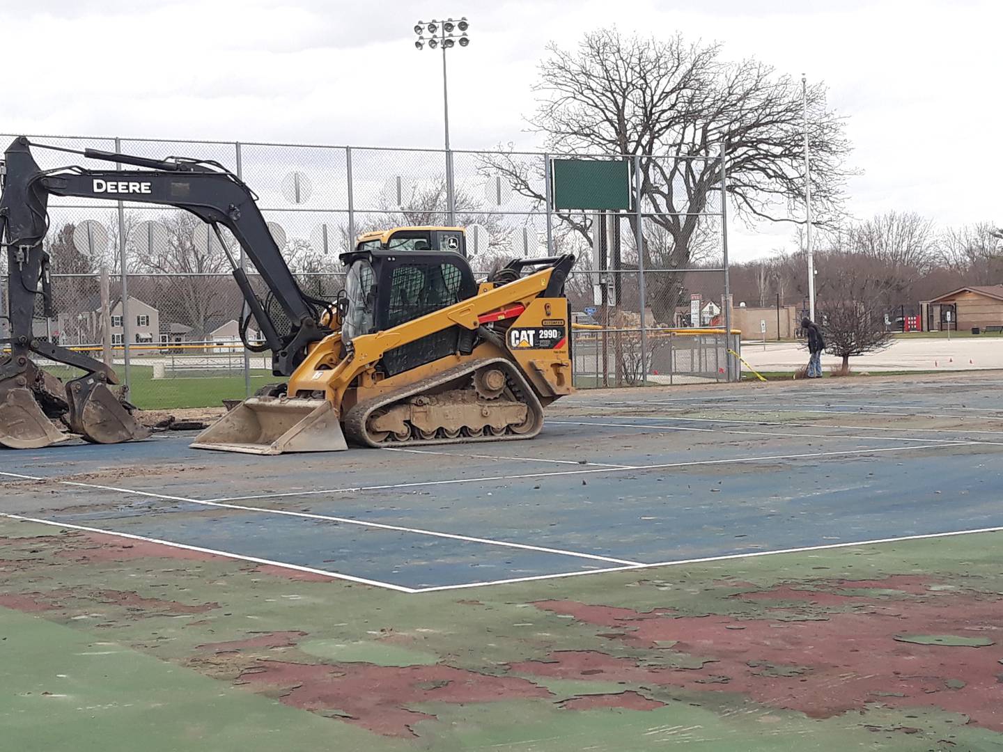 A spring project will restore three tennis courts and add four new pickleball courts at Washington Park in Peru.