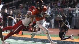Chase Hetfleisch helps Lincoln-Way West engineer a big win over Bolingbrook