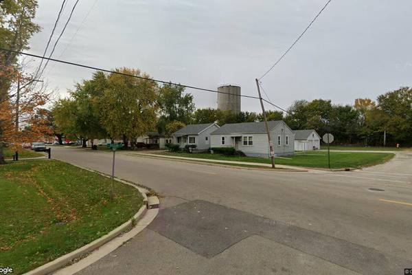 Single-family home sells in Ottawa for $114,000