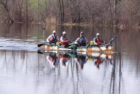 ‘We had a really, really good run’: Yorkville man on canoe team that sets new, unofficial Mississippi River speed record