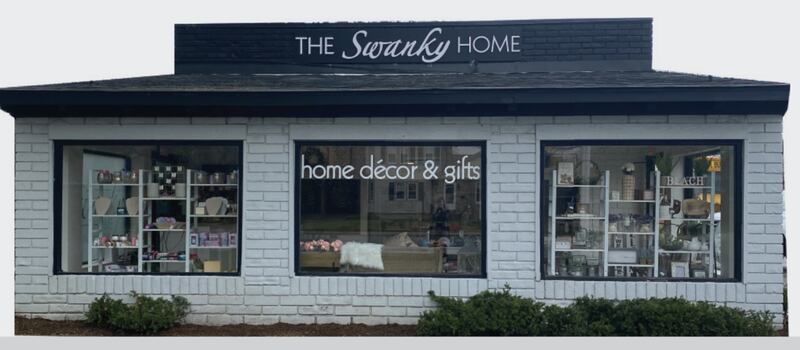 The Swanky Home in Bourbonnais