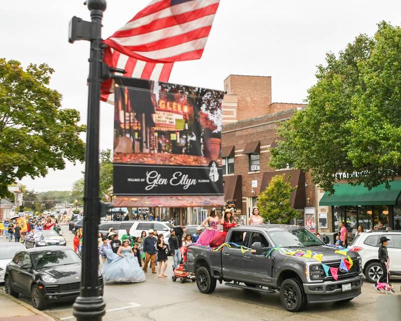The GLO, Glenbard Latin Organization, and international club take part in the Glenbard West homecoming parade on Saturday Sept. 28, 2024, that traveled down Crescent Blvd.  to Glenbard West High School.