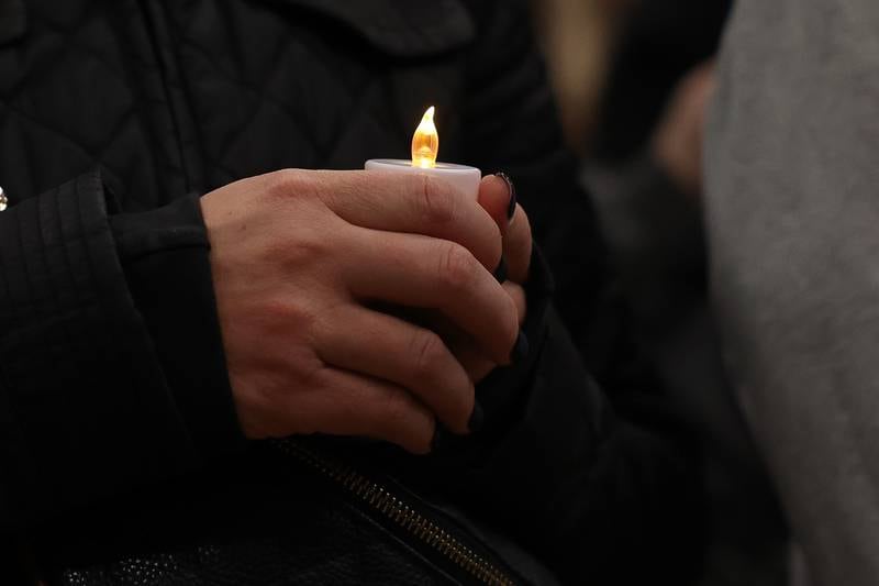 Hundreds of supporters pack the gym for a vigil for Wadea Al-Fayoume at Prairie Activity & Recreation Center on Tuesday, Oct. 17, 2023 in Plainfield.