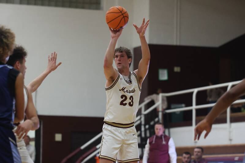 Morris’ Jack Wheeler takes the outside shot against Plainfield South on Wednesday, Jan 29, 2025 in Morris.