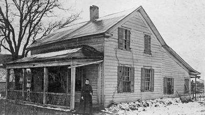 Historical walking tour of Oswego to cover interesting ground