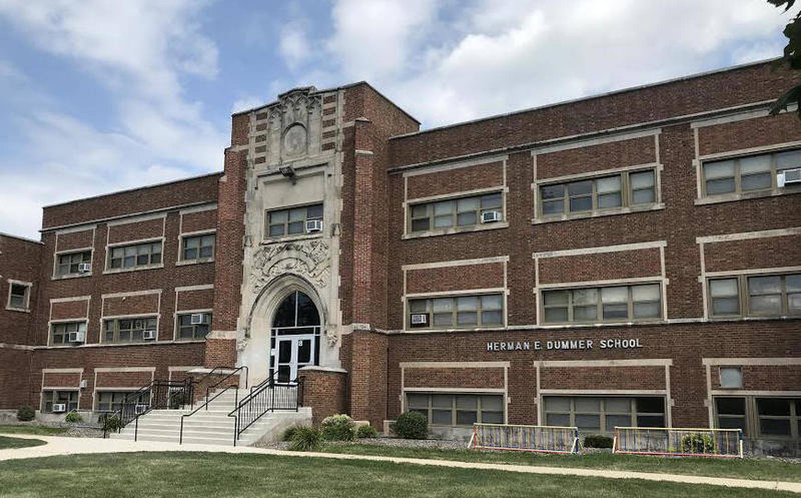 Sandwich school year start date for hybrid, full remote learning pushed back to Sept. 8 Shaw Local