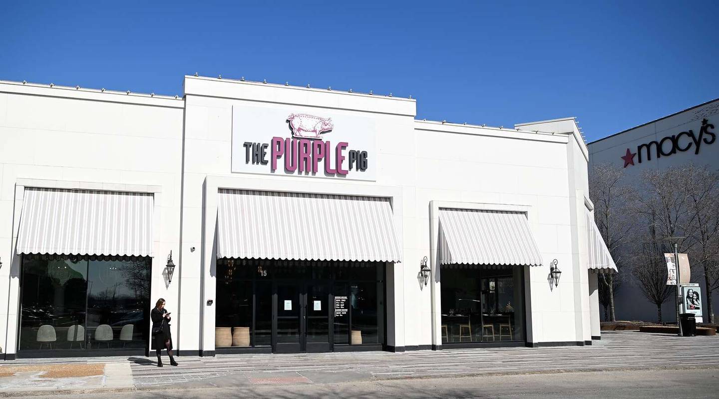 Acclaimed Chicago restaurant The Purple Pig will open a suburban location in Oak Brook this weekend.