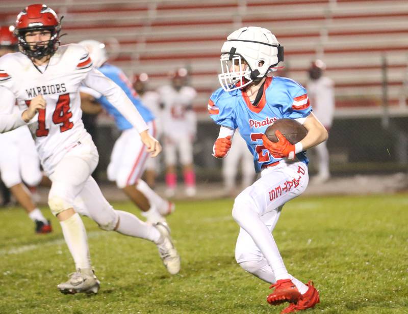Ottawa's Mayson Munson sprints down the field on a run against Granite City on Friday, Oct. 24, 2025 on Kingman Field at Ottawa High School.
