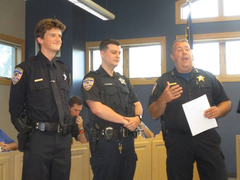 Yorkville police Chief Jim Jensen introduces  new patrol officers Peyton Heiser, left, and Kevin Warren at the Aug. 9, 2022 Yorkville City Council meeting.