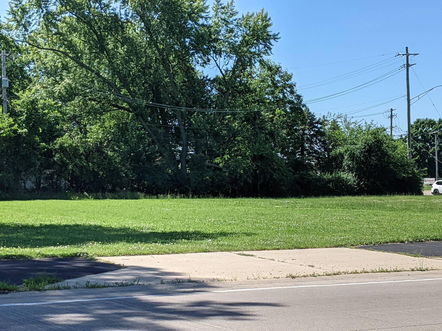 At its June 11 meeting, the Oswego Village Board agreed to sell land it owns at the intersection of Route 71 and Washington Street to developer HD 71 LLC for $35,000.