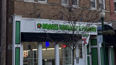 City of Morris revokes license of downtown convenience store selling vapes