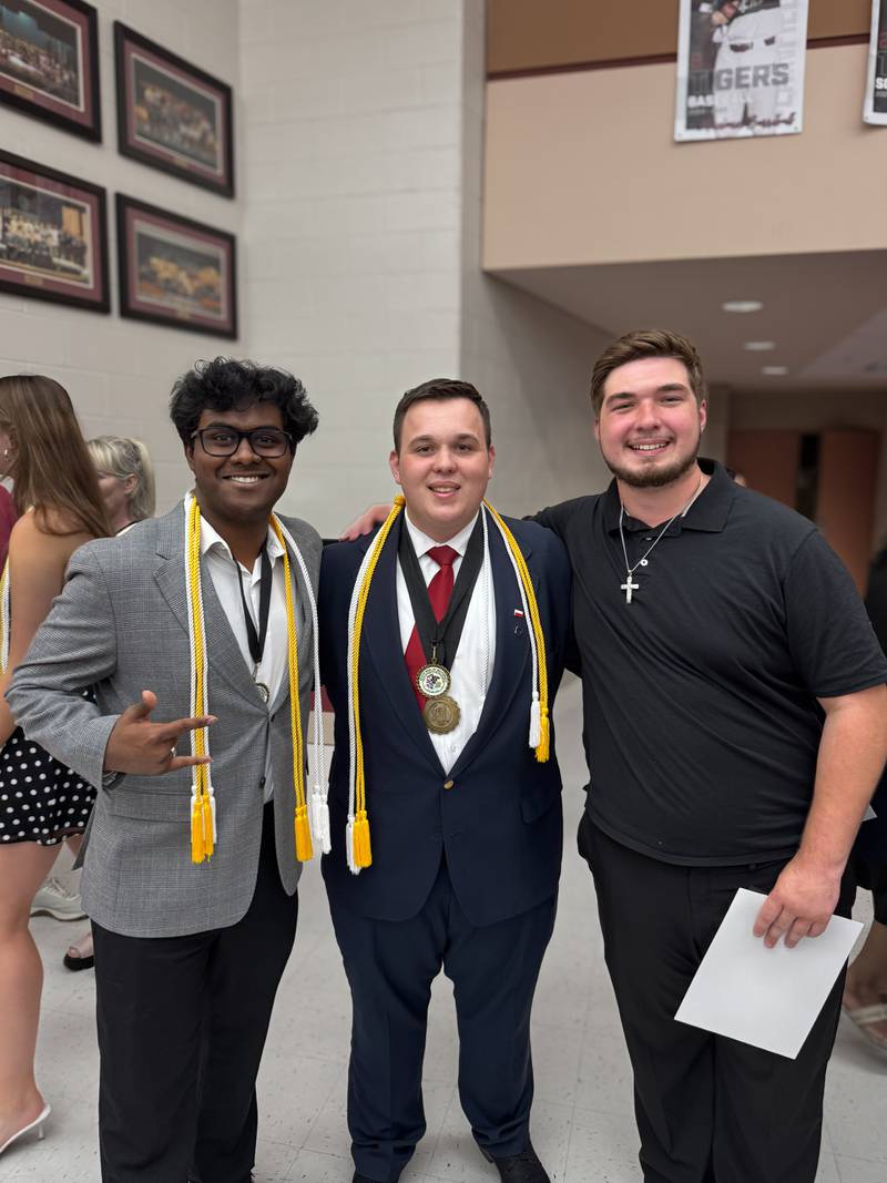 Three 2025 graduates of Plainfield North High School, Tharun Veeraiah, Nicholas Powell and Hubert Stasik, have earned national recognition for their entrepreneurial innovation by making the quarterfinals of the INCubatoredu National Pitch Competition with their mobile app, Expiri.