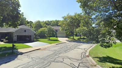 Single-family home sells for $495,000 in Batavia