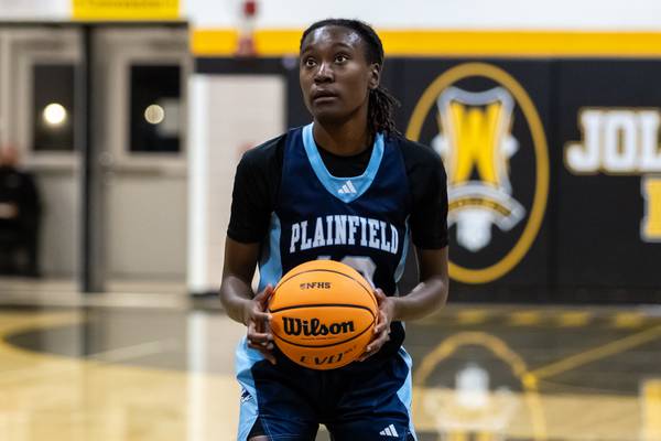Big night from Layla Lesure lifts Plainfield South girls past Joliet West
