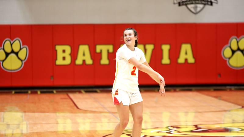 Colorado State women’s basketball player Brooke Carlson gives back to Batavia through camp
