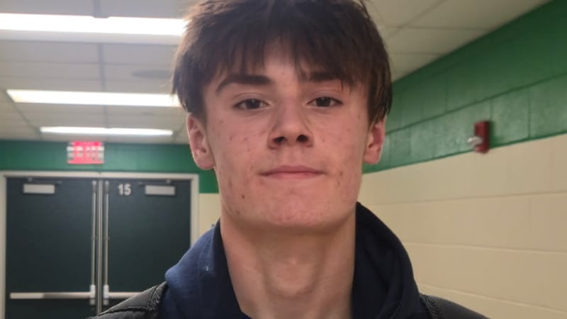 Nate Woods hits program-record 8 3-pointers to shoot Lyons past York