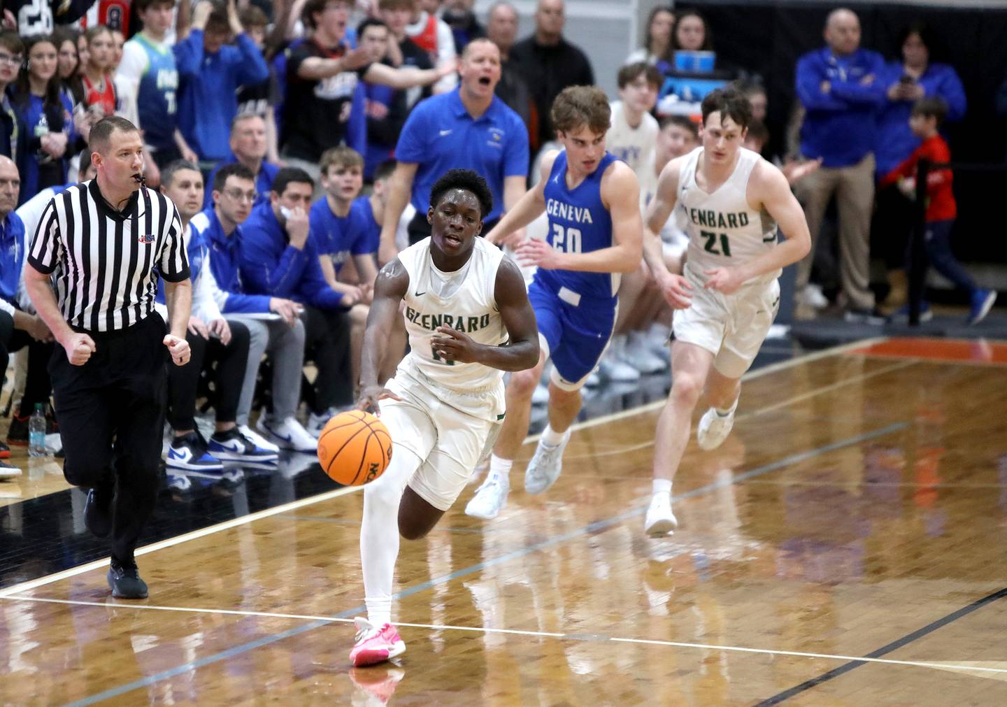 Glenbard West's Teyion Oriental breaks away during the Class 4A St. Charles East Sectional final against Geneva on Friday, March 7, 2025 in St. Charles.