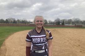Mylie Hughes shines in circle with 12 strikeouts, offense scores in spurts as Morris downs Streator 