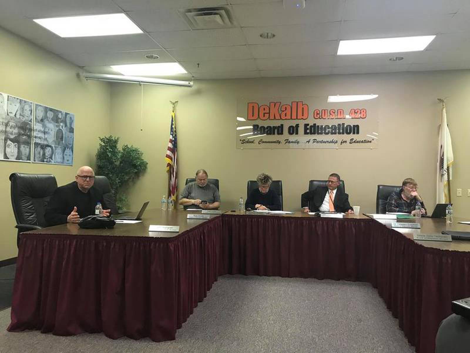 DeKalb School District 428 Board approves minibuses, summer building