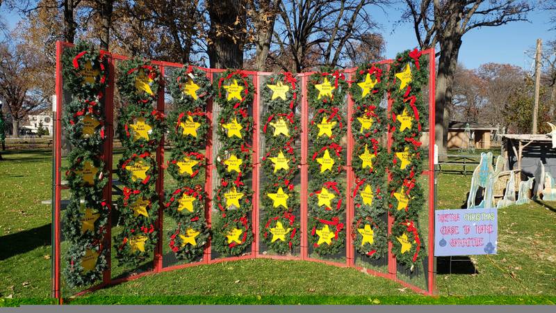 The Keeping Christmas Close To Home Committee in Streator is offering an opportunity to publicly memorialize admiration for one another.