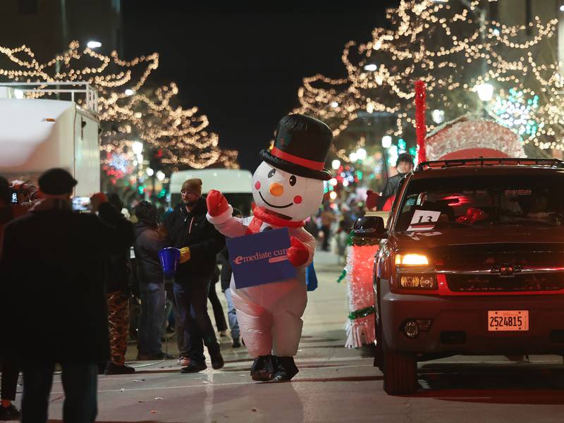 Joliet’s annual Light up the Holidays festivities to showcase new City Square