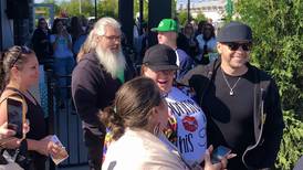 New Kids on the Block’s Donnie Wahlberg appears at St. Charles Wahlburgers ahead of BlockCon