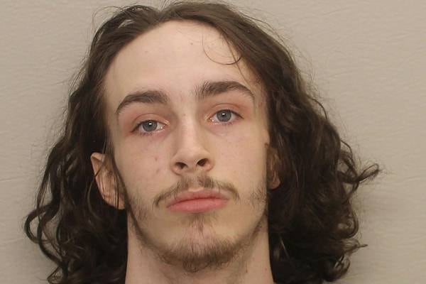 Rockford man pleads guilty to possessing stolen gun after running from police during traffic stop