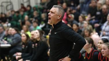 Steve Raethz steps down after 27 seasons as Huntley girls basketball coach
