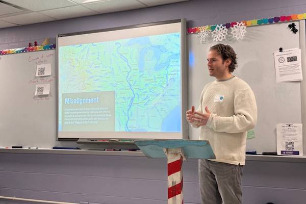 Science teachers talk environment at Downers Grove North’s Climate of HOPE Conference