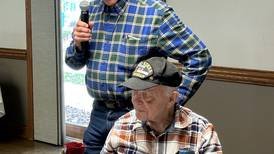 Elburn Leo Club hosts free dinner for vets