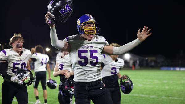 Photos: Manteno fends off Peotone in Rumble on Route 50 rivalry football game