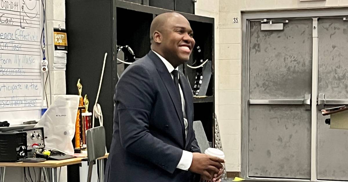 Sycamore alum to work on CNN show with George Clooney
