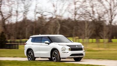 All-new Mitsubishi Outlander SEL elevates brand with 3-row SUV