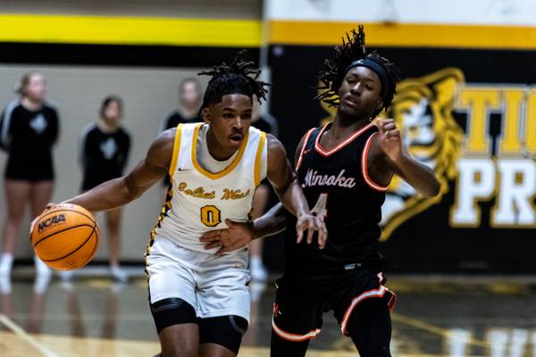 Aamir Shannon’s big third quarter helps Joliet West fight through rough spots to down Minooka