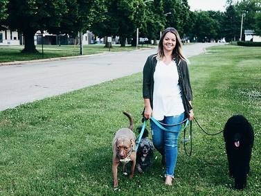Rock Falls dog trainer provides puppy wedding love