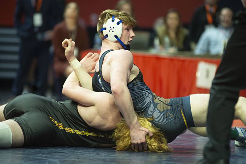 Yorkville Christian's Jackson Gillen watches as the last few seconds tick off the clock in his state title victory over Griffin Luke in the 170lb 1A match Saturday, Feb 19, 2022 in Champaign.