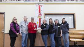 Dixon County Market Hope Bag drive collects $13,833 for Dixon Food Pantry