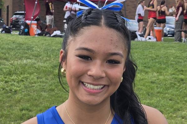 Alexis Punsalan, Emily Aldridge, Avery Aldridge all advance to pole vault finals: The Times Thursday Roundup