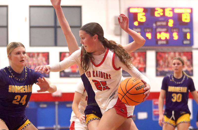 Huntley’s Evelyn Freundt moves with the ball against Hononegah in girls basketball at Dundee-Crown High School in Carpentersville on Tuesday, November 25, 2025.