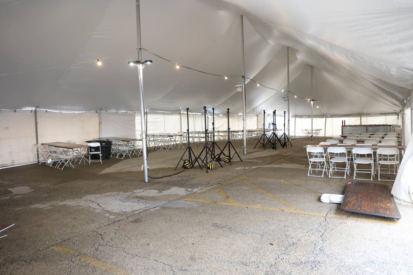To handle the large turnout expected for the upcoming Kentucky Derby the new Club Hawthorne at Black eyed Susan in Joliet is setting up a tent with extra seating and televisions for the off-tracking betting venue. Friday, May 6, 2022, in Joliet.