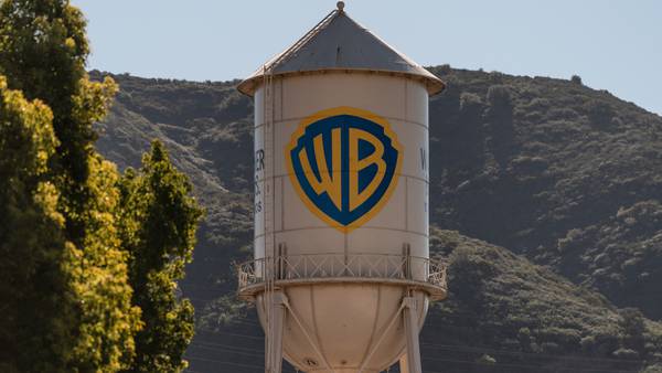 Paramount goes hostile in bid for Warner Bros., challenging a $72 billion bid by Netflix
