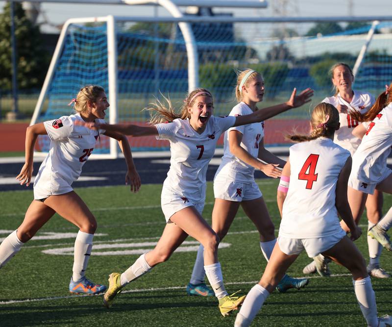 Hinsdale Central's Avery Edgewater (7) starts to celebrate their win during the IHSA Class 3A girls soccer sectional final match between Lyons Township and Hinsdale Central at Reavis High School in Burbank on Friday, May 26, 2023.
