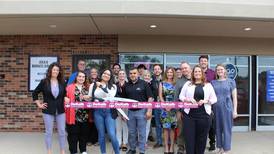 DeKalb Business Services opens with chamber support