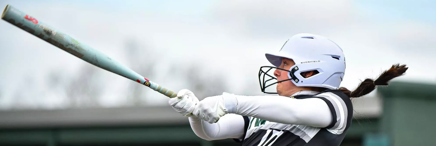 Bella Pinter, a freshman from St. Bede (LaMoille) has been a big hit at Illinois Wesleyan University.